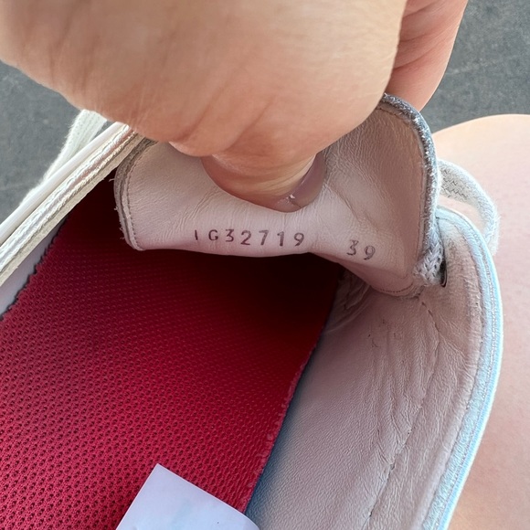 Chanel sneakers - Picture 15 of 15